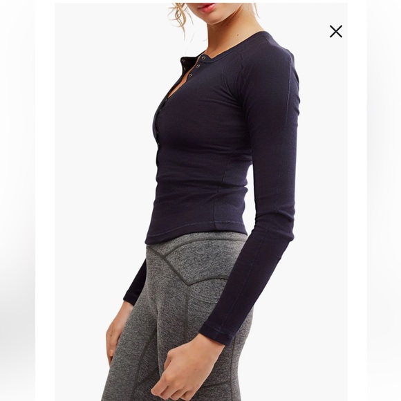 FREE PEOPLE MOVEMENT Kick Off Rib Cotton Henley in Black Size Small NWT RT $68 - Picture 4 of 6